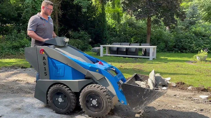 AS15 with ground bucket