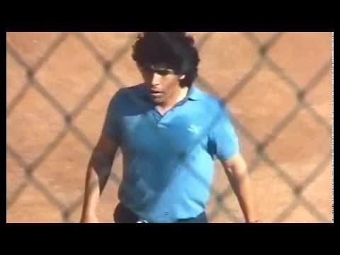 Maradona & Sivori giocano a calcetto a Napoli a metà anni 80