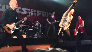 Poets of the Fall - The Happy Song Live (St. Petersburg Kosmonavt) 22.03.2013 Outro