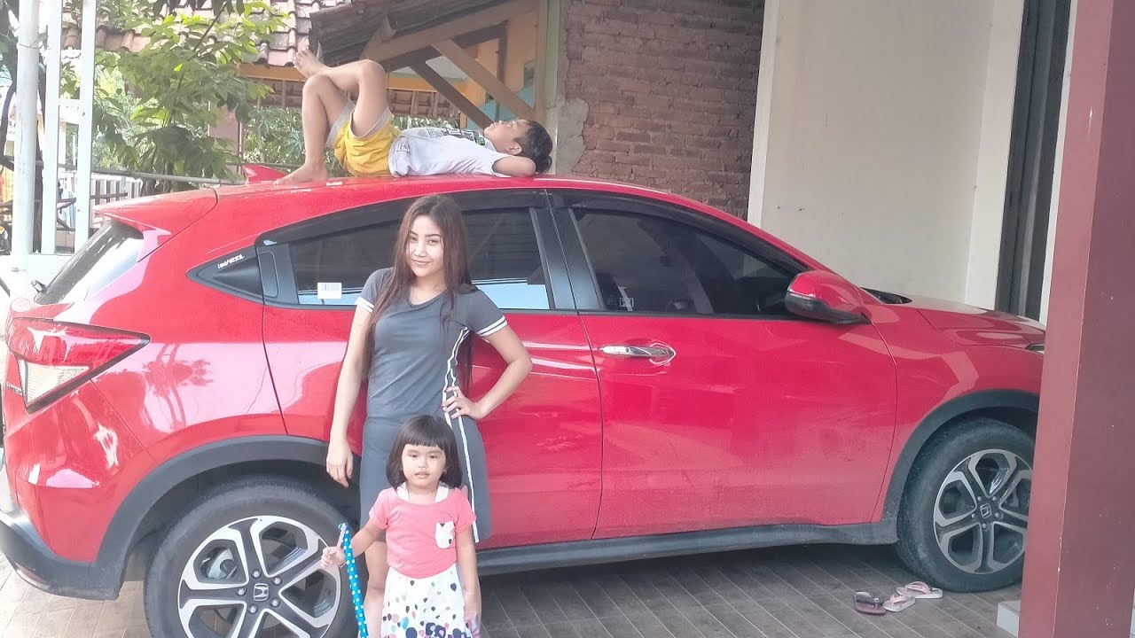 Keseruan trio A.anik arnika' Anjar .arzu