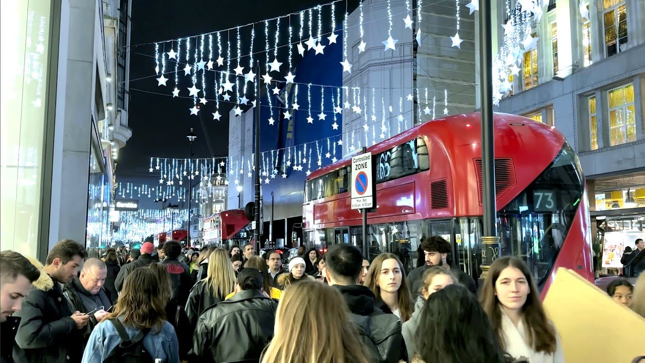 Are London Christmas Lights On All Night