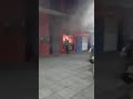 ESPAÇO DE VENDAS DE COXINHA NO CALÇADÃO PEGOU FOGO "POPULARES COBRARAM AÇÃO DE BOMBEIROS"