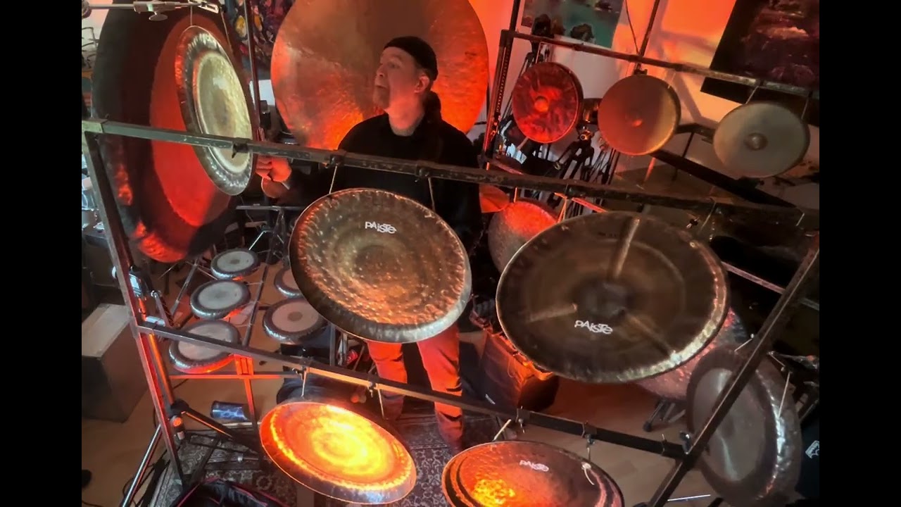 Monday Morning, first time new Gongs 