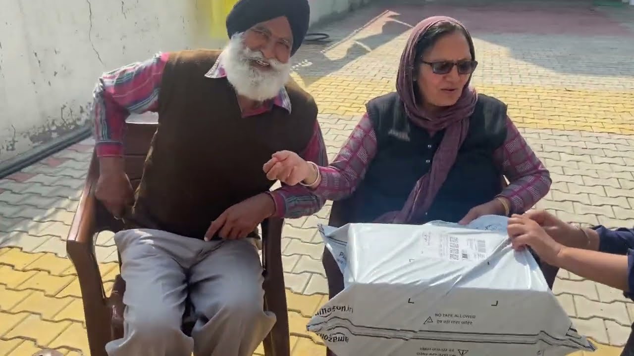 โฃSurprise Gift Gone Wrong !