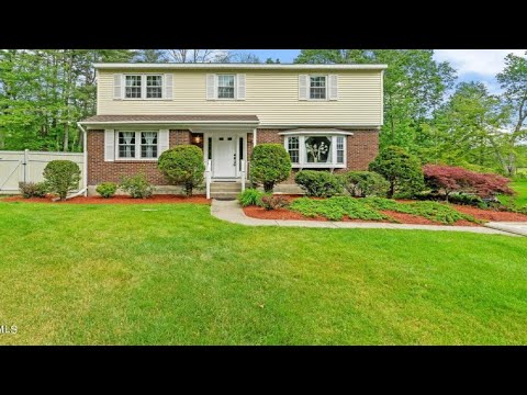 11 Anyhow Lane, Wilton, NY home video tour