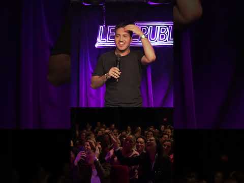 Elle a matché avec moi sur une application rendez-vous tous les week-ends au spectacle sur Paris