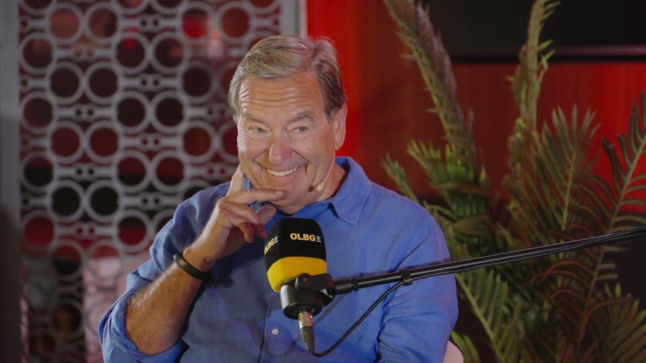 'He Faked Injury… Then Robbed a Bank' | Marc White & Phil Brown | The Jeff Stelling Show | OLBG