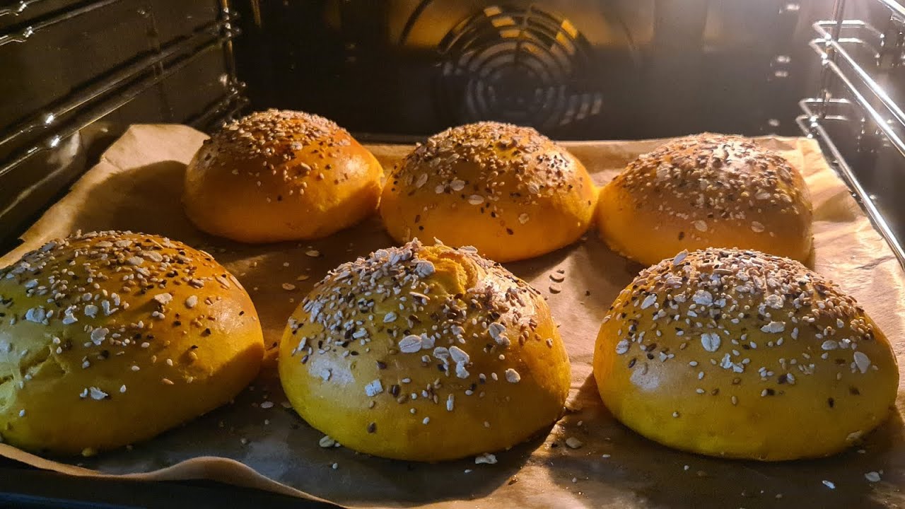 خبز بعجينة القرع الاحمر او الكرعة الحمراء  ناجح 100% من اول تجربة لجميع المخبوزات