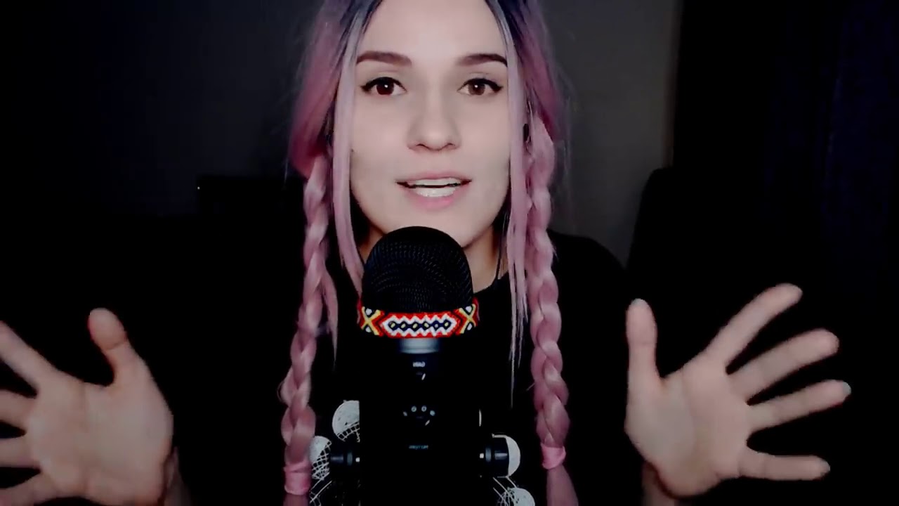 асмр шепот на ночь. Asmr на язык. алина асмр. асмр макияж со страшными историями. трэш асмр.