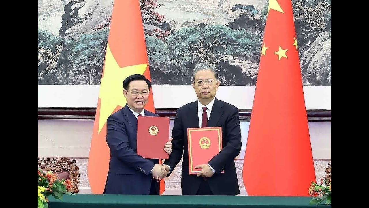 China ready to deepen substantive cooperation with Vietnam - YouTube
