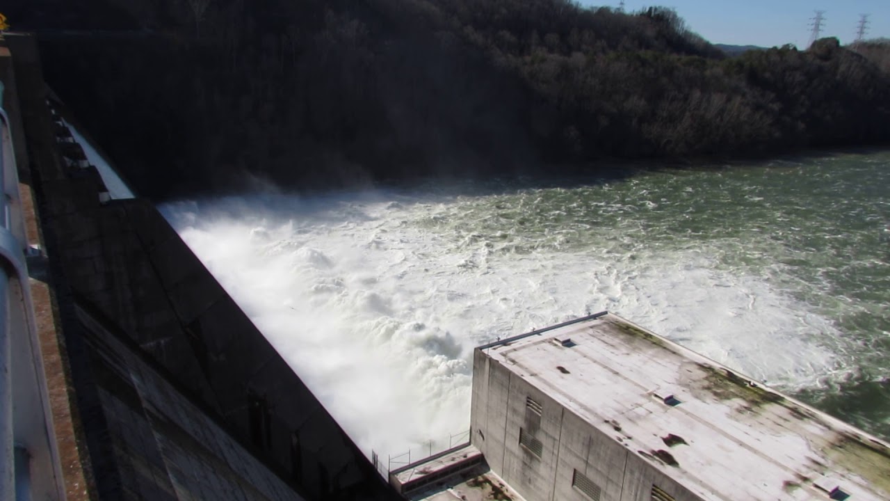 Wolf Creek Dam Feb 24 2019 - YouTube
