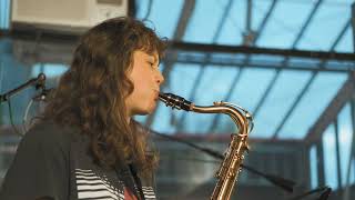 95bFM Friday Live: Francisca Griffin & The Bus Shelter Boys - What Dreams