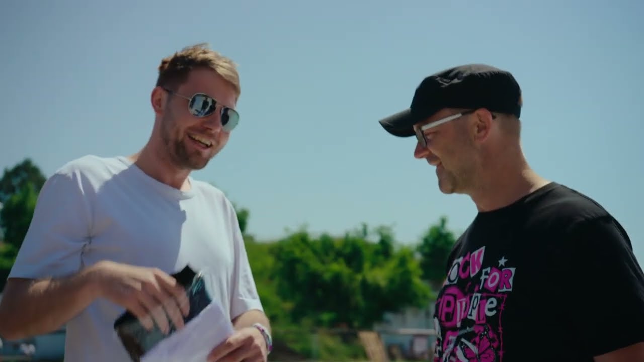 Nová vizuálna identita pre Rock for people / Case study video