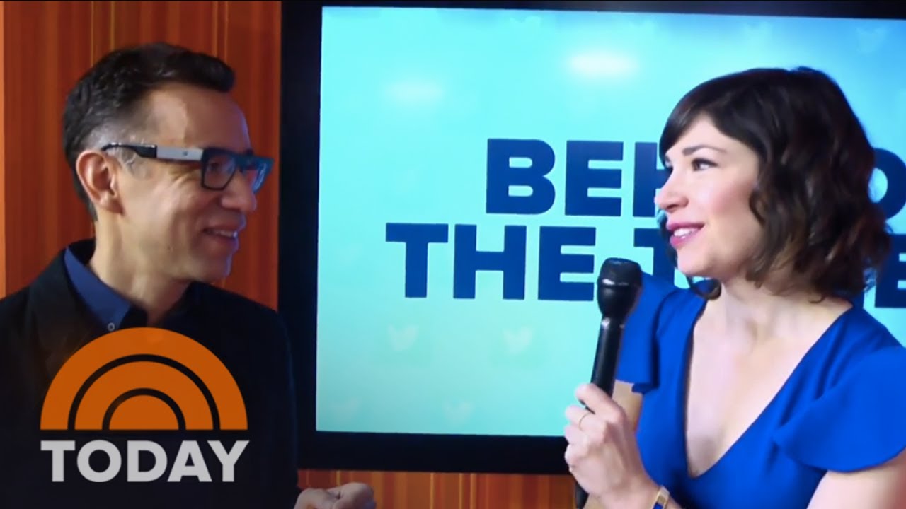 Fred Armisen Sings "The Kinks" | Behind The Tweet | TODAY