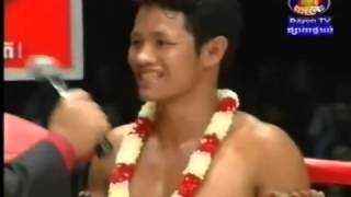 Khmer Boxing 004=Keo Rumchong Vs Vigernaro Bakishan)