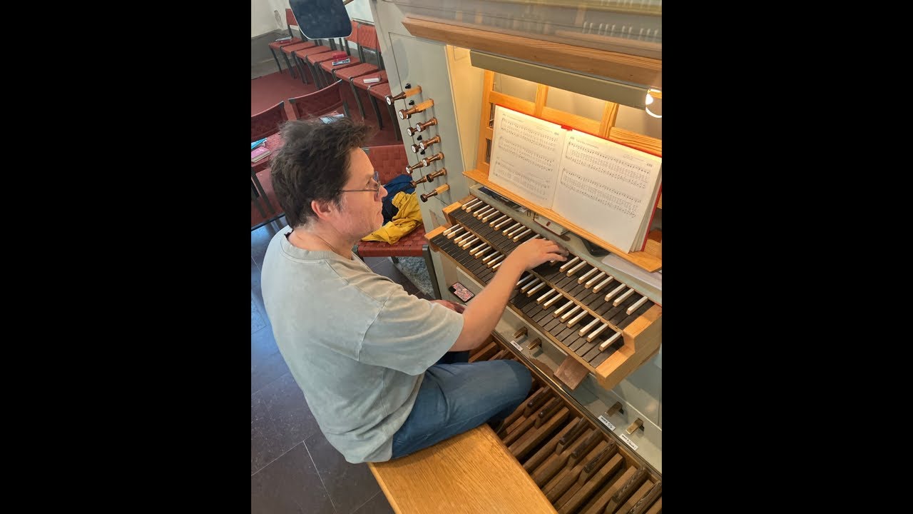 Simp out like Summer’s still here! Operator sänder live! - YouTube