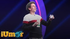 Lionel Dellberg, sosia lui Screech, a transformat laptele în cola şi limonadă