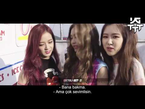 BLACKPINK - \