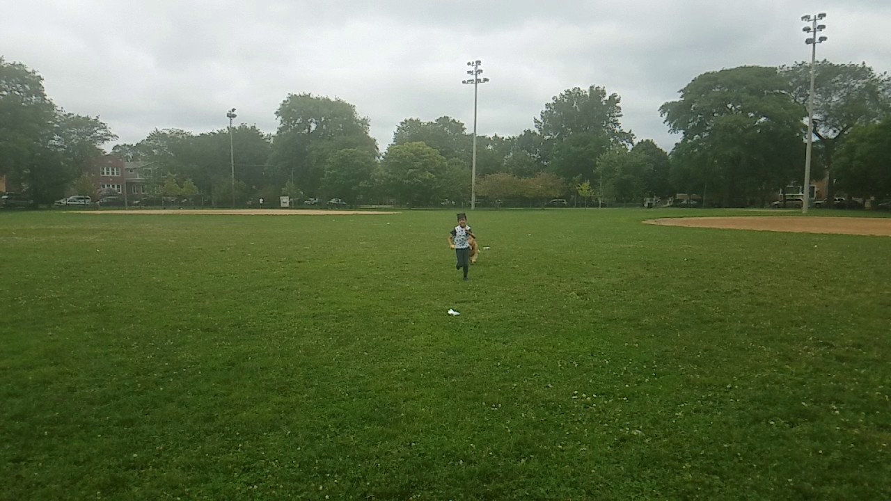 Daisy chasing Nico slow mo