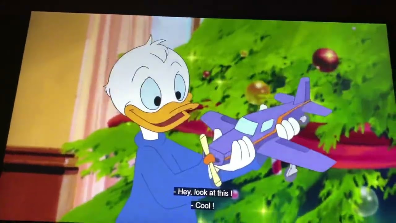 Mickey’s Once Upon A Christmas Donald Duck Get on the Glammed Up (Audio ...