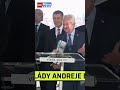 Premiér Andrej Babiš na čtvrteční tiskové konferenci vlády napomenul ministra obrany Jaromíra Zůnu.