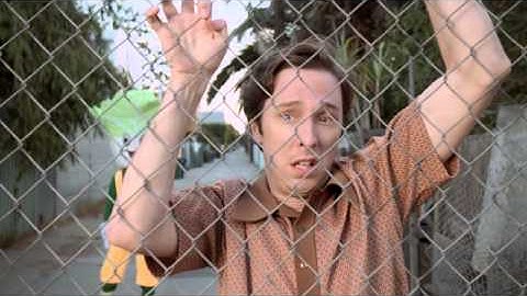 #InternetOfficial Register your .COM with Tsohost | Car Chase