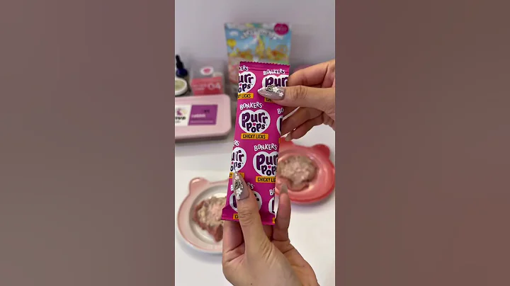 Video 10074681: cat feeding, catfood