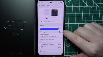 Realme GT 7 Pro - How to Disable Auto Brightness