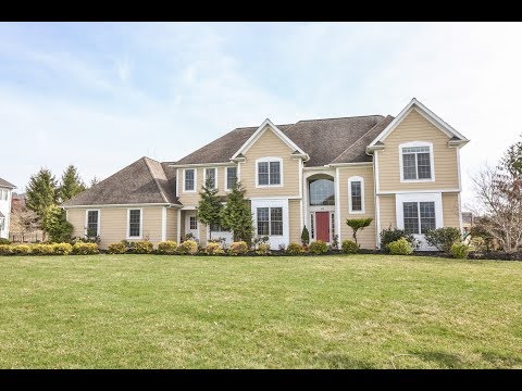 10 Turning Leaf Dr, Pittsford, NY home video tour