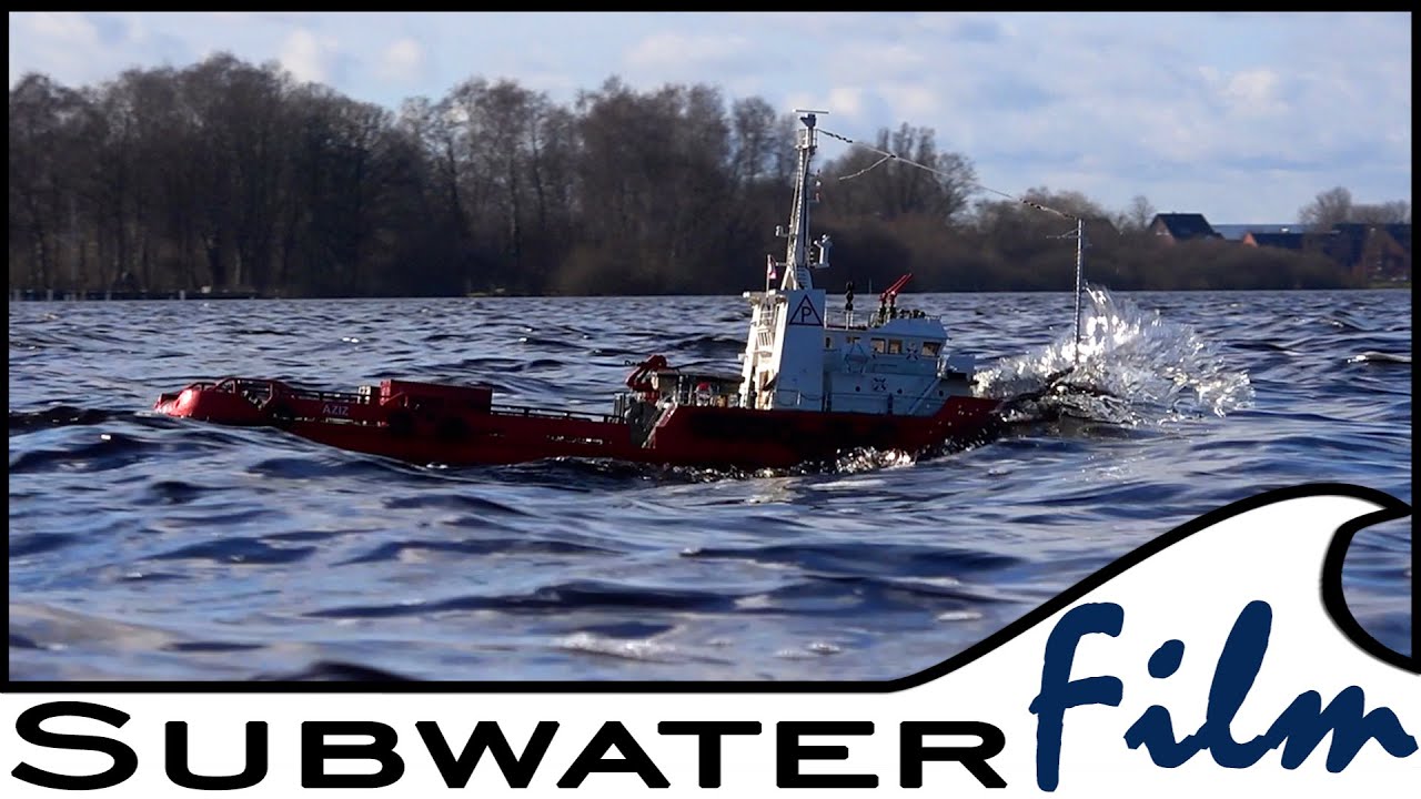 RC Ship and Waves |  RC Ships @ Einfelder See