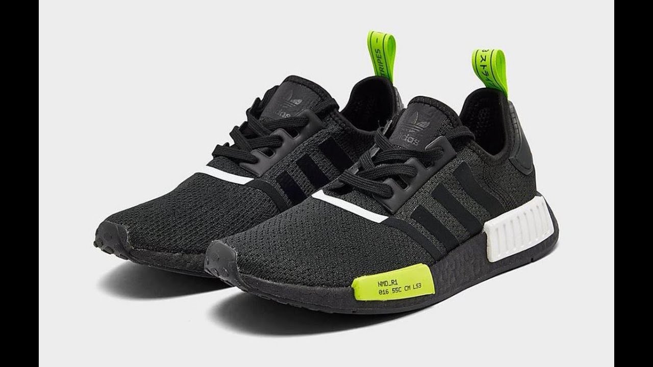 fusion svær at tilfredsstille Daisy adidas NMD R1 Core Black Signal Green Unboxing + On Feet - YouTube