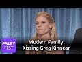 Modern Family - Julie Bowen on Kissing Greg Kinnear