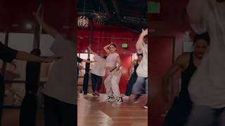 @rithielypereira dancing my choreography to Drop by @Timbaland @fatmanscoop