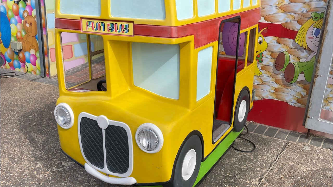 Jolly Roger City Fun Bus Kiddie ride - YouTube