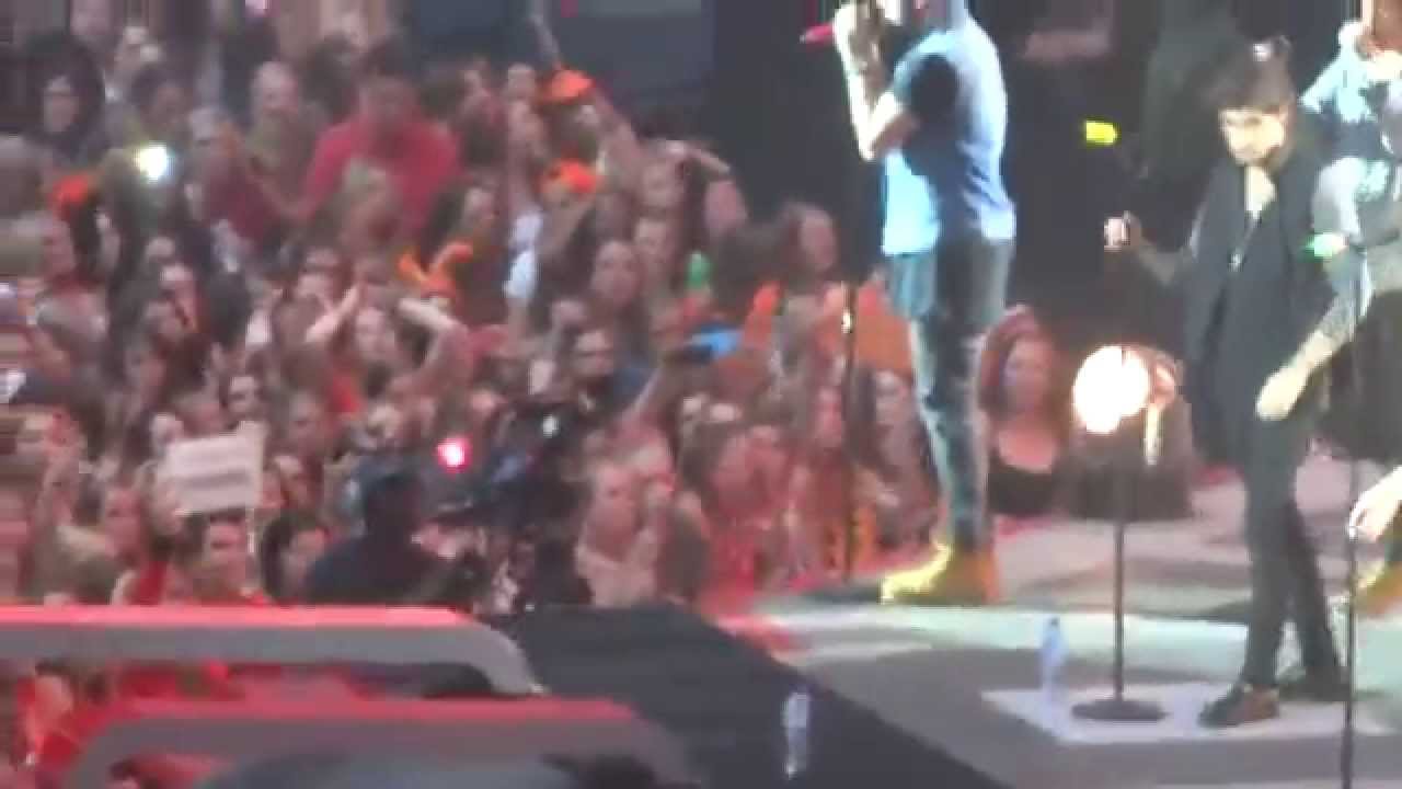 Through The Dark, One Direction - Amsterdam Arena Stadium, 24 June 2014, WWA Tour