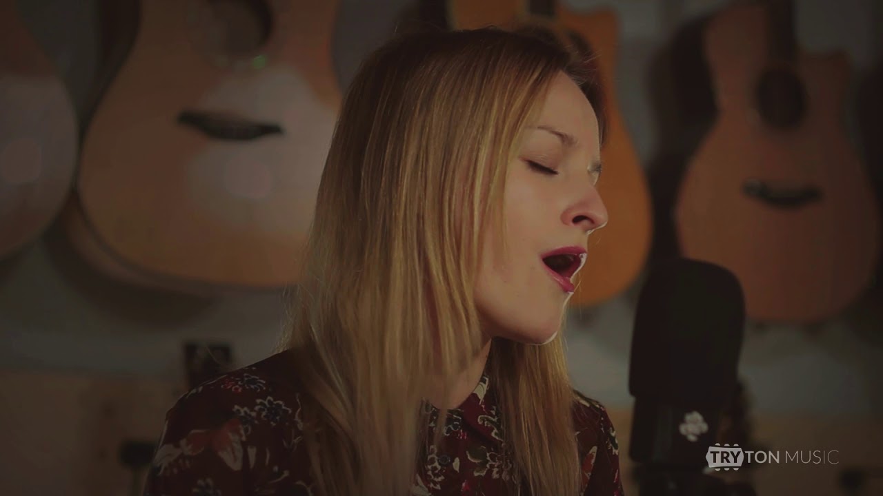 Julia Mii & Witek N  - Save Me [Tryton Music]