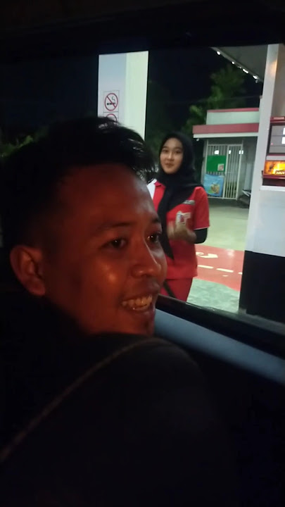 Godain Pegawai SPBU Cantik #virall #spbu #pegawaicantik