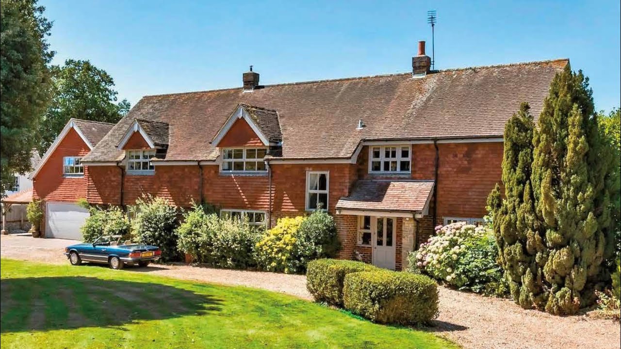 Inside this Elegant Country Home Situated on the Edge of Goodwood Fine