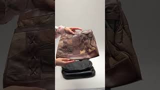 80s 90s Bags B0123604-16 21 pcs 19 lbs Wholesale at Tiedemann Globe