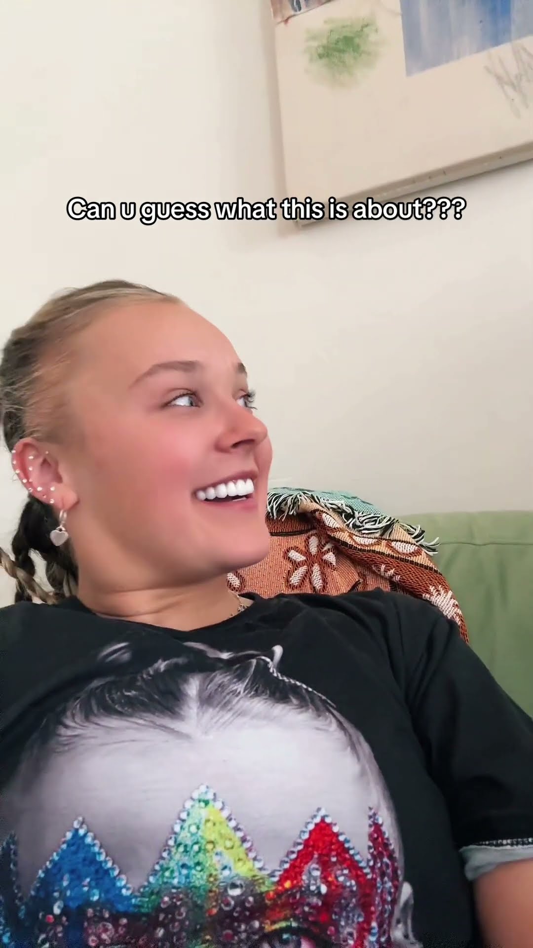 I’ll give you a dollar if you guess it right  #itsjojosiwa #shorts