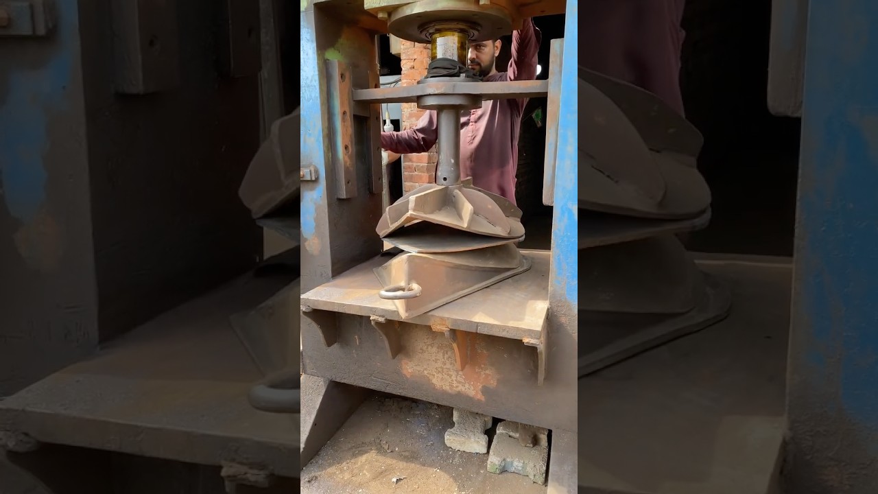 Agricultural Machine Parts Bending With Hydraulic Press Machine’s 5 Tons of Heavy Pressure 