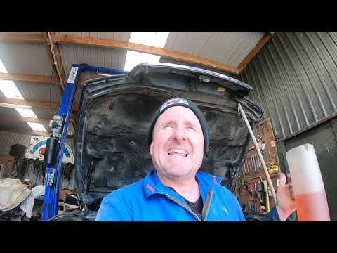 LS400 Refab. How to check the fuel pump - Easy test for fuel flow.