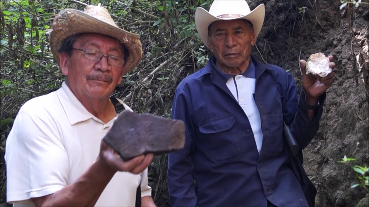 Buscando la cueva del diablo en la Sierra de Guadalupe