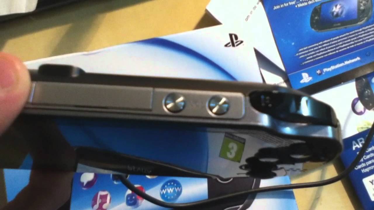 unboxing ps vita e starter kit [italiano]