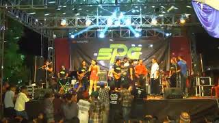 LUNGSET - SINTYA RISKE (goyangnya hot)