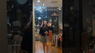 laufey surprised fans at the la book club this weekend !! how cute 🥹#laufey #laufeyclips