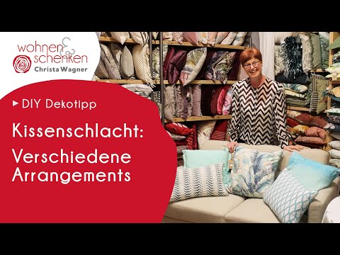 Kissenschlach: Verschiedene Kissenarrangements | Dekotipps von Wohnen & Schenken - Christa Wagner