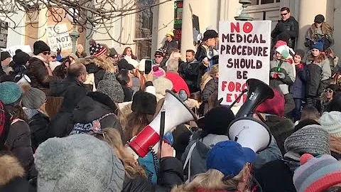 Protests roar in Trenton over a vaccination bill