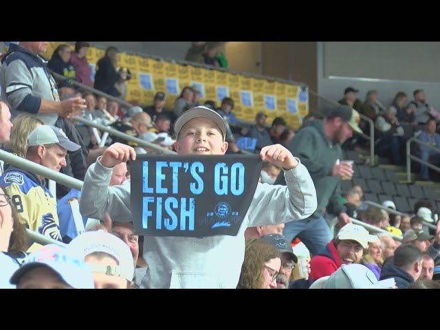 Toledo Walleye hockey lure in fans, find winning minor league formula