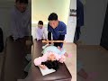 変わった歩き方の6歳が来た